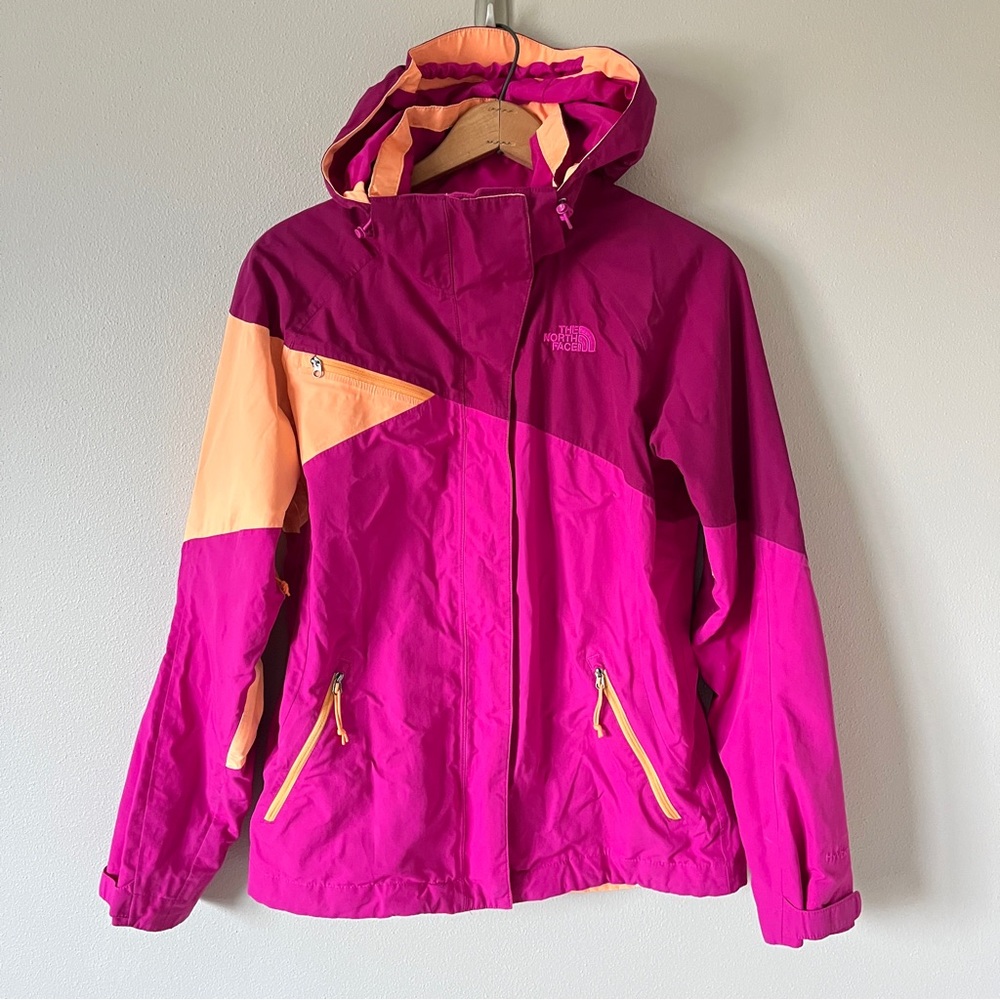 The North Face Women's Fuchsia & Orange Cinnabar Triclimate Hooded Rain Jacket - Picture 2 of 16